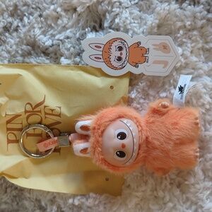J Pin for Love Series - Vinyl Plush Pendant Labubu, The Monsters, New